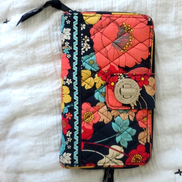 Vera Bradley Handbags - Vera bradley turn lock wallet
